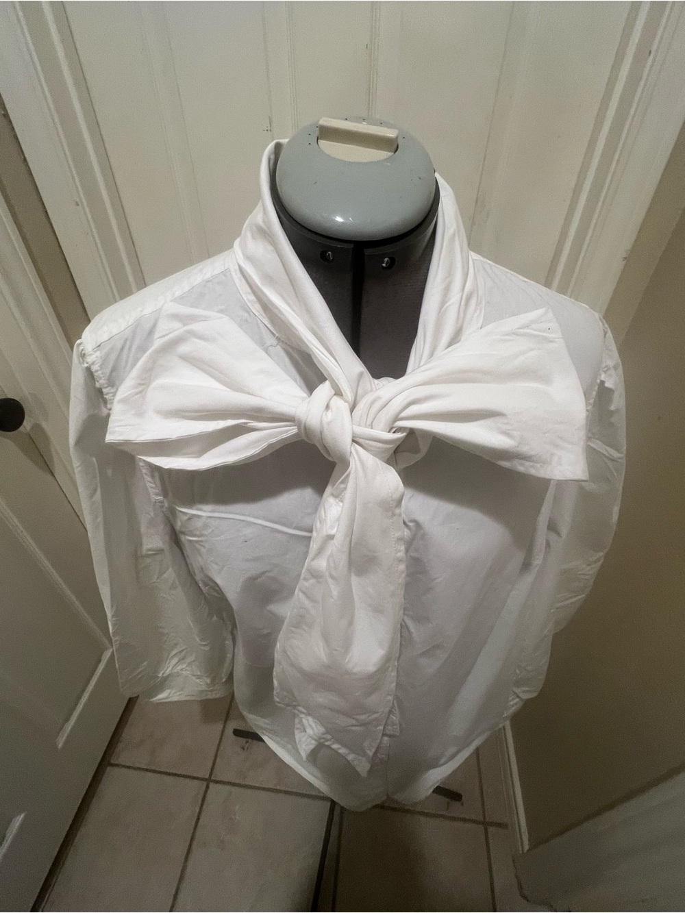 Vintage style White Dress Shirt with bow